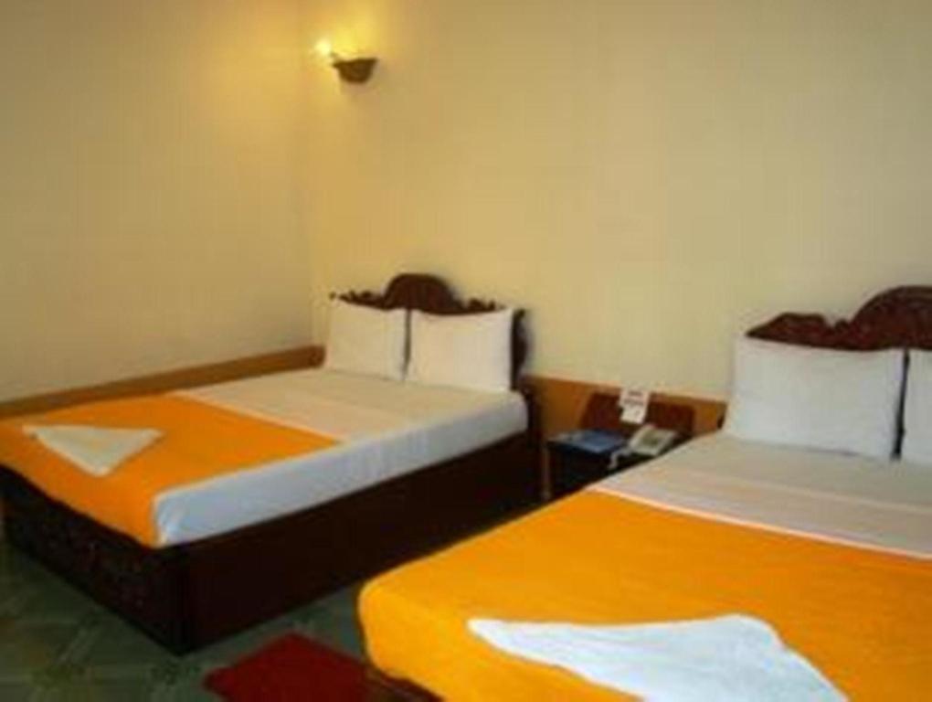 Thy Ny Hotell Battambang Exteriör bild