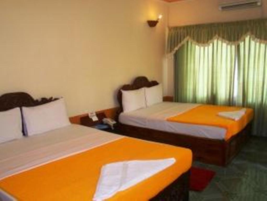 Thy Ny Hotell Battambang Exteriör bild
